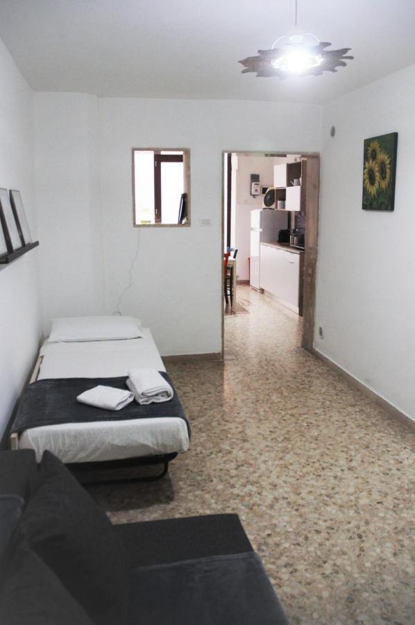 Enry'S House Apartment Bari Exterior foto